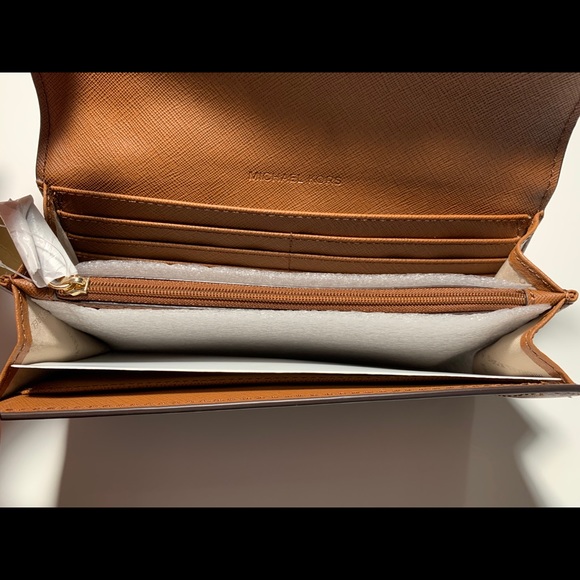 MICHAEL KORS KINSLEY WALLET MARIGOLD LEATHER - Picture 3 of 5